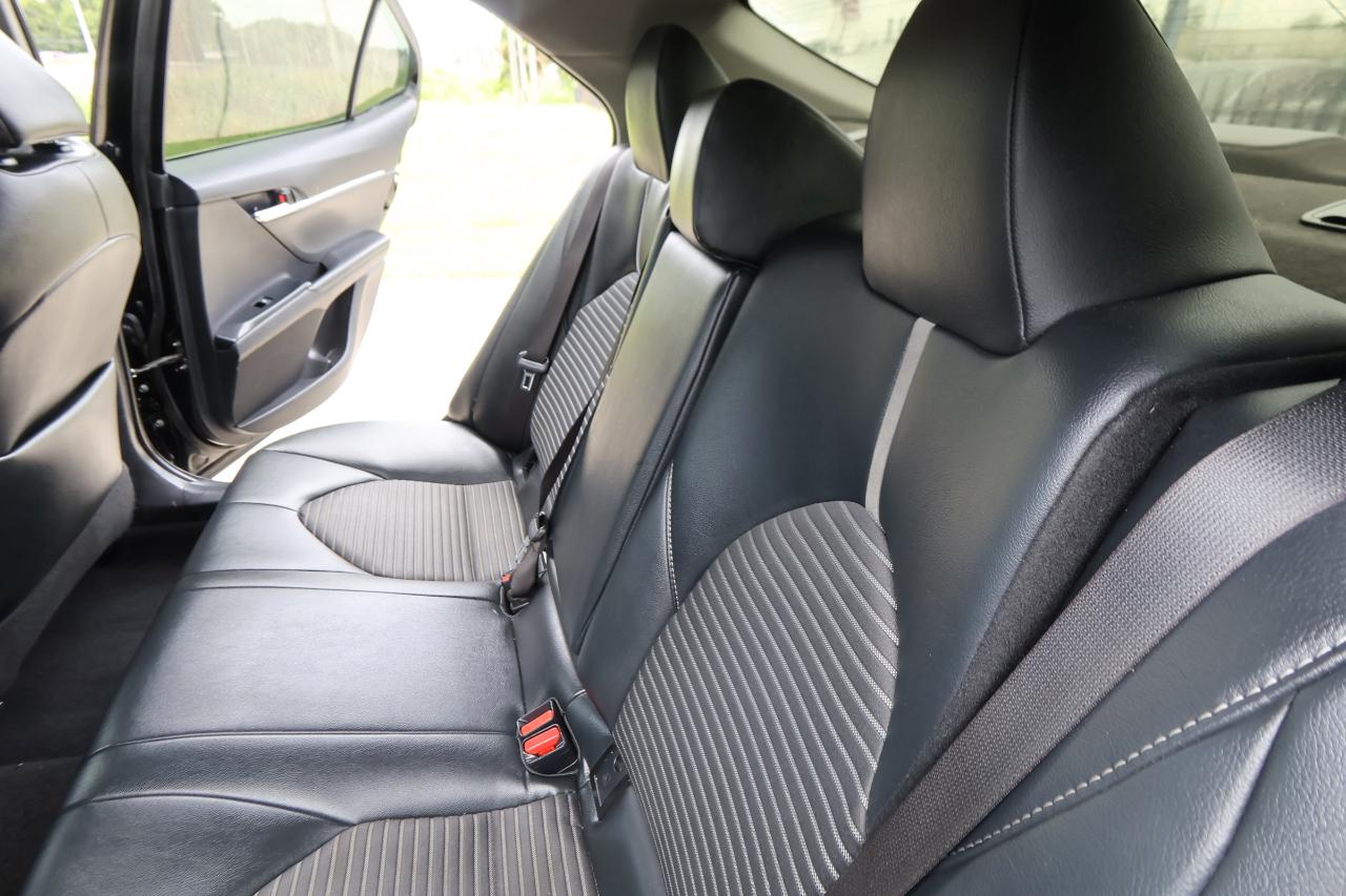 Toyota Camry XLE Auto (Natl) 2019