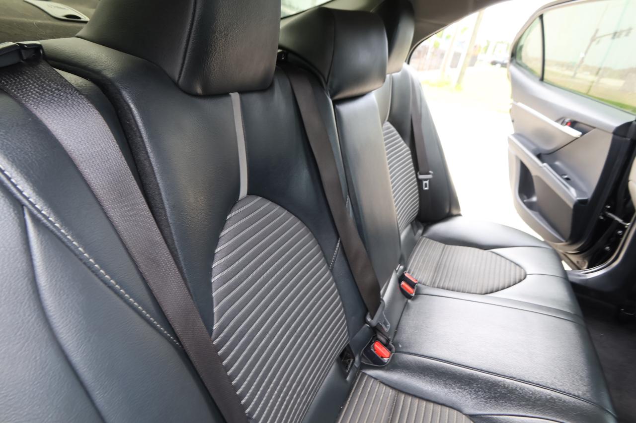 Toyota Camry XLE Auto (Natl) 2019