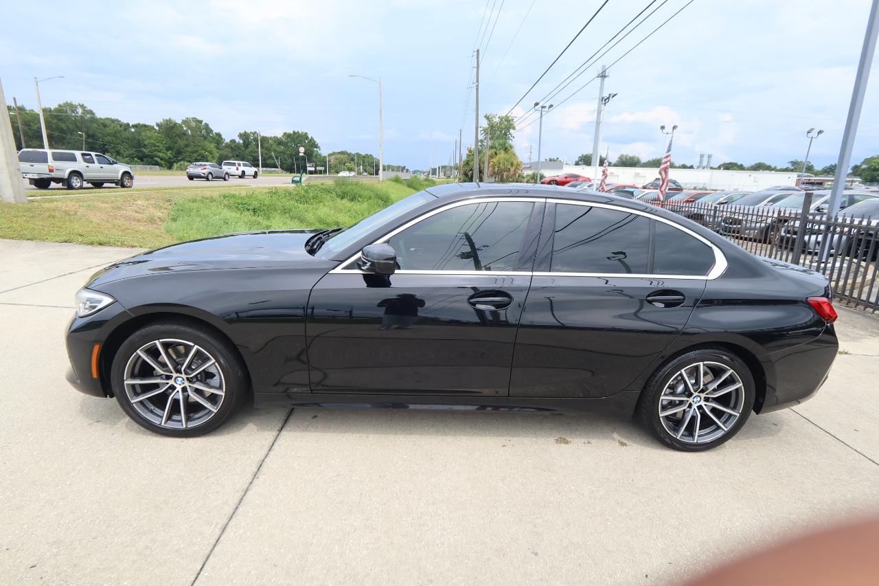 BMW 3 Series 330i Sedan 2022