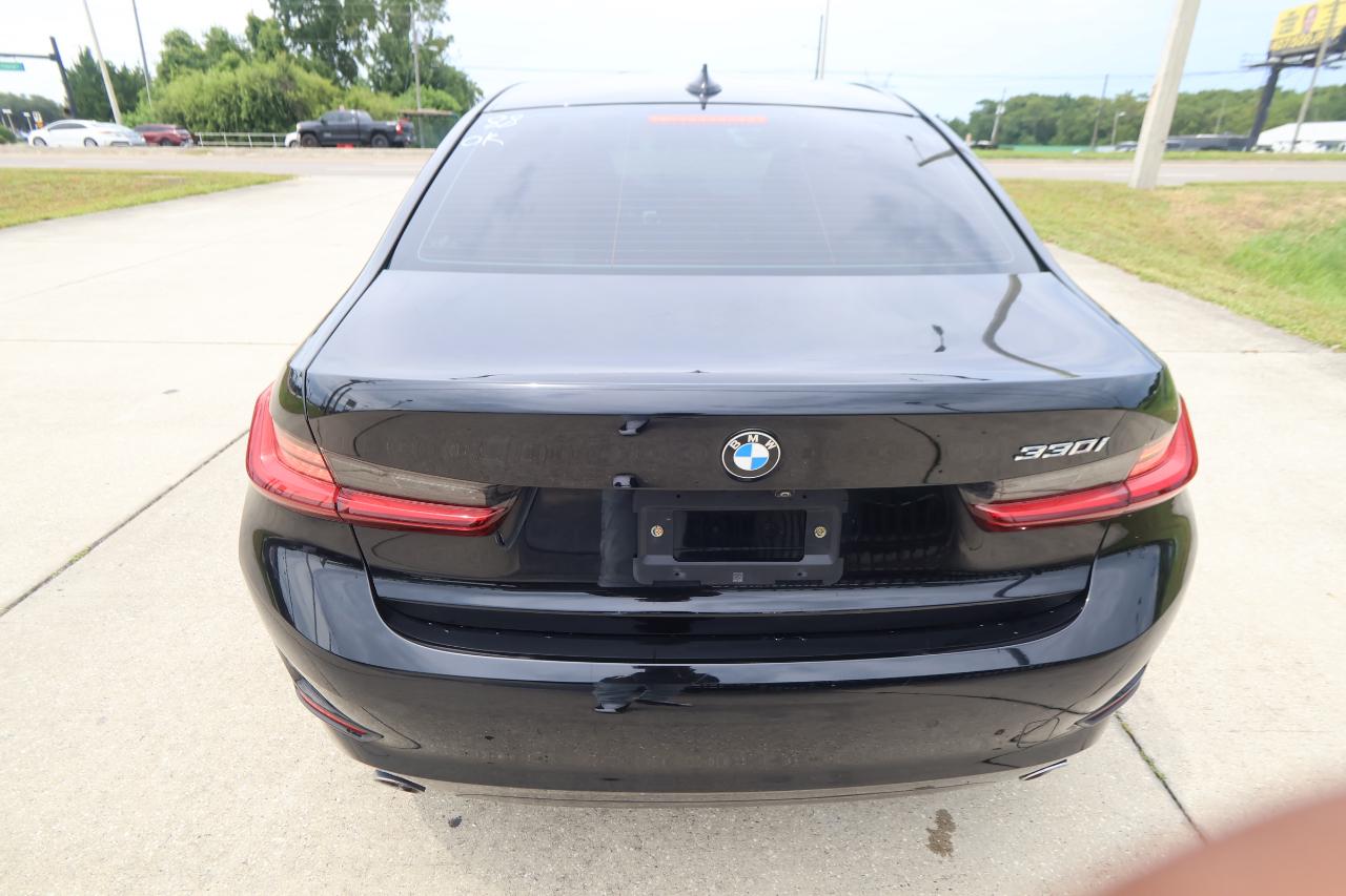 BMW 3 Series 330i Sedan 2022