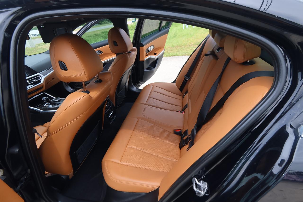 BMW 3 Series 330i Sedan 2022