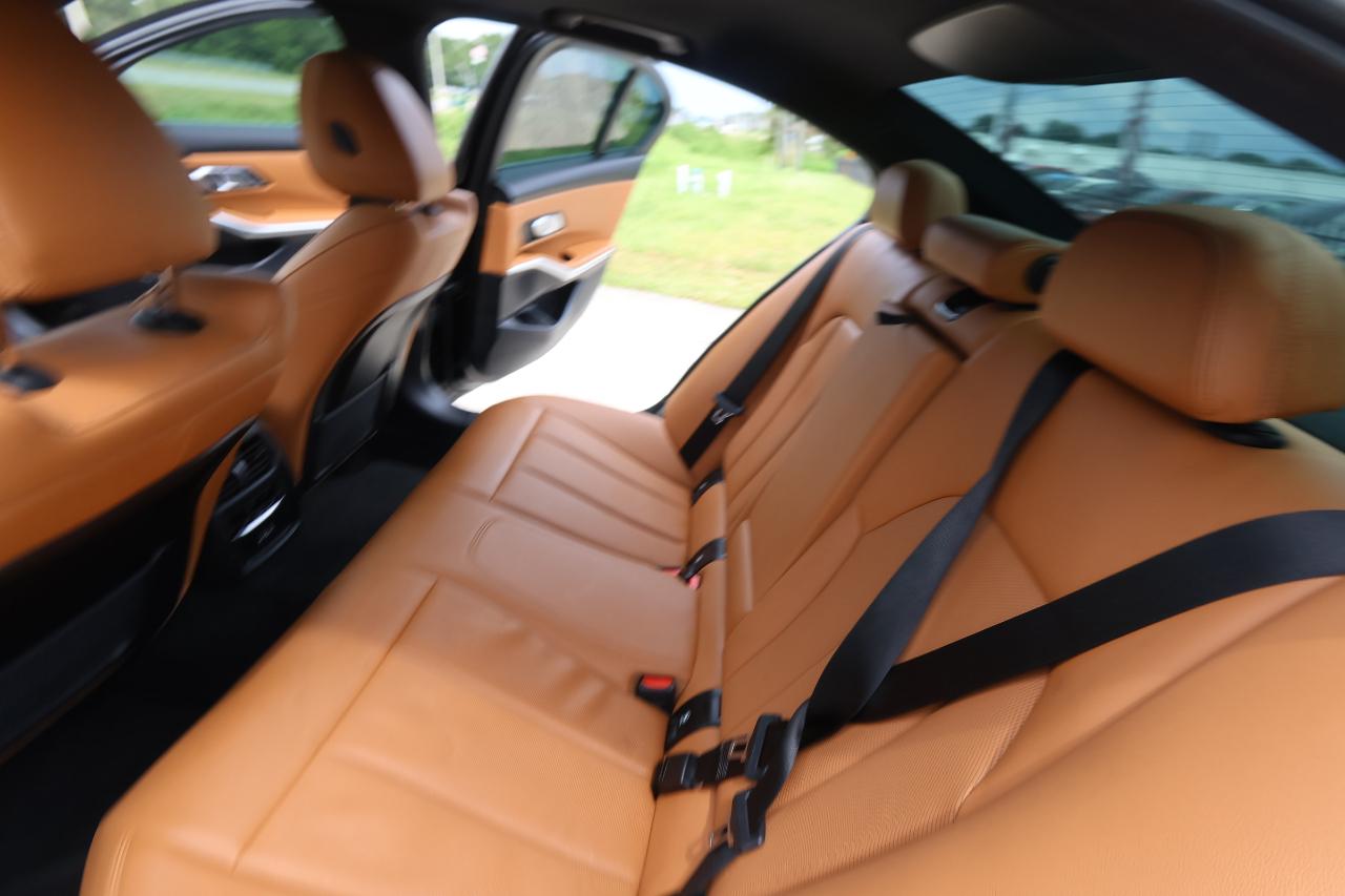 BMW 3 Series 330i Sedan 2022