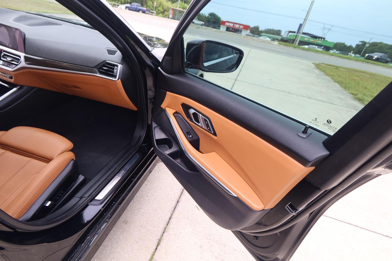 BMW 3 Series 330i Sedan 2022