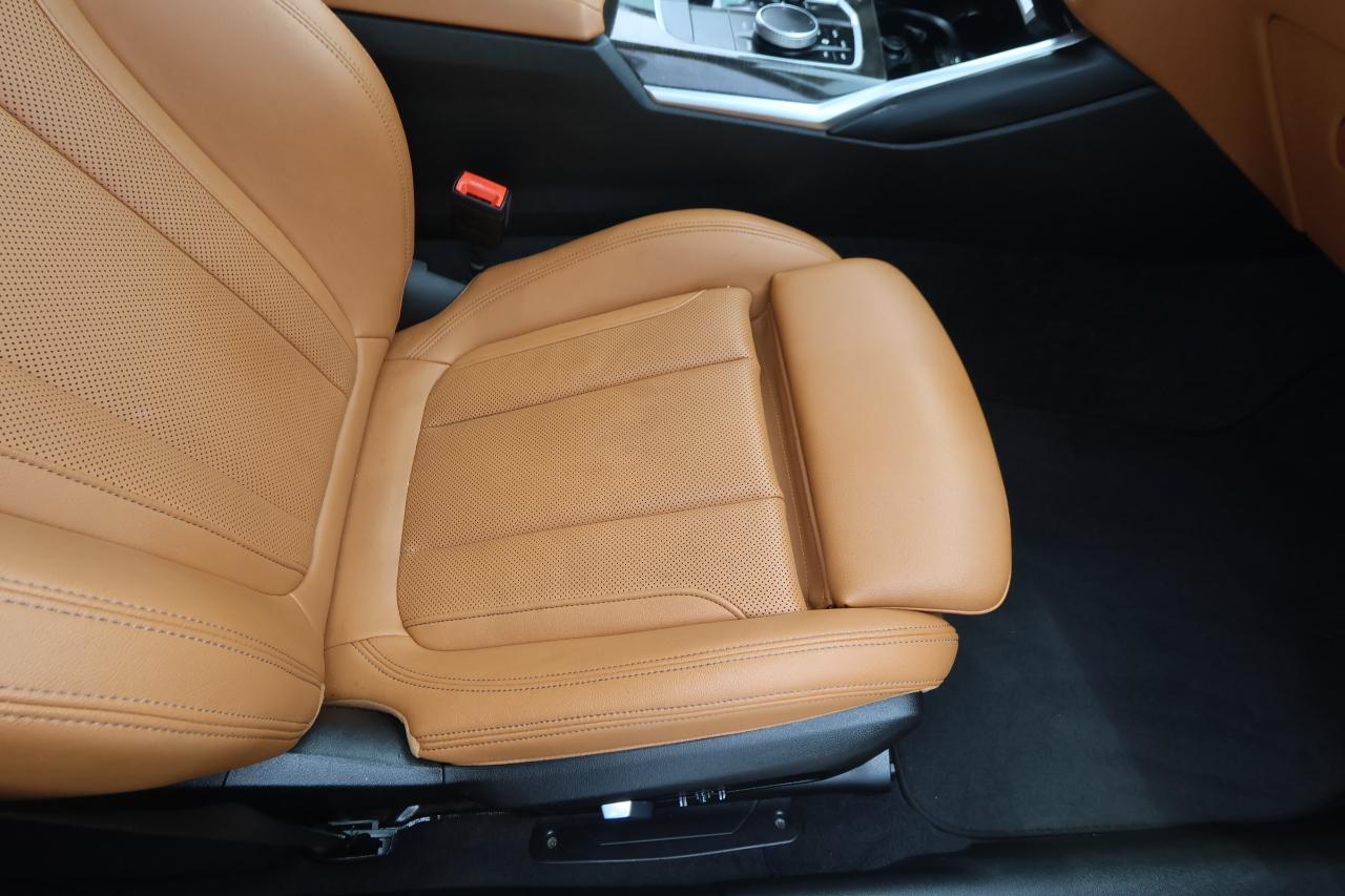 BMW 3 Series 330i Sedan 2022