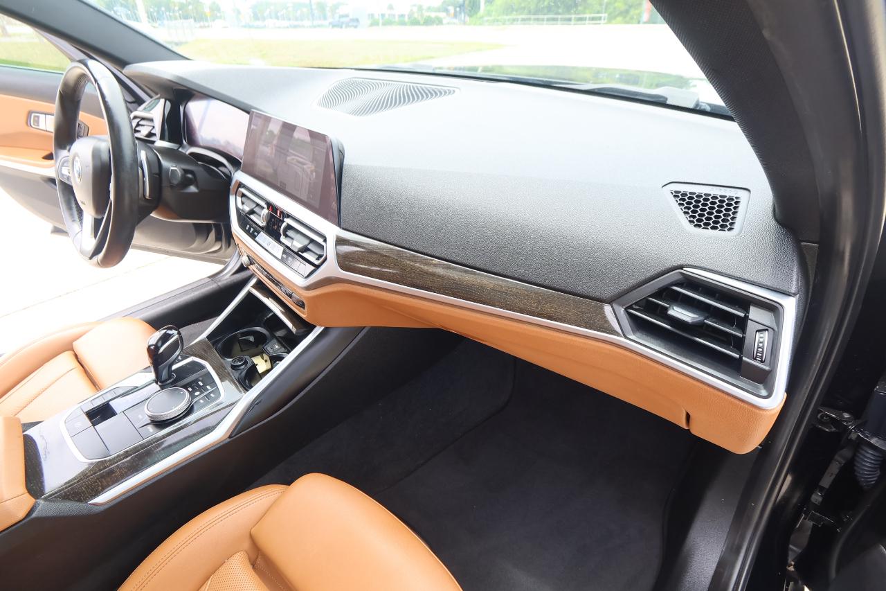 BMW 3 Series 330i Sedan 2022
