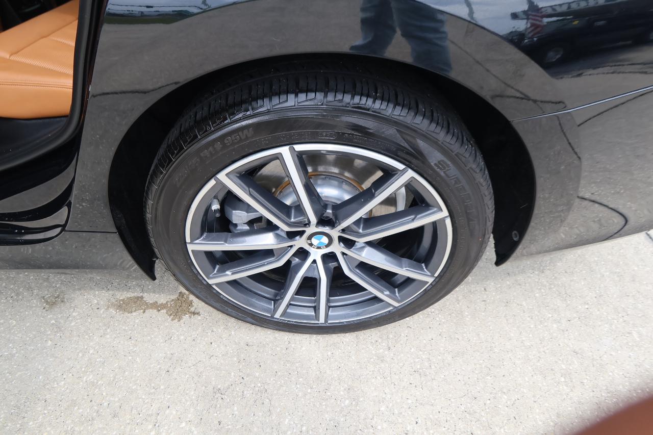 BMW 3 Series 330i Sedan 2022