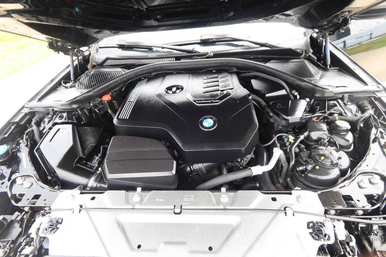 BMW 3 Series 330i Sedan 2022