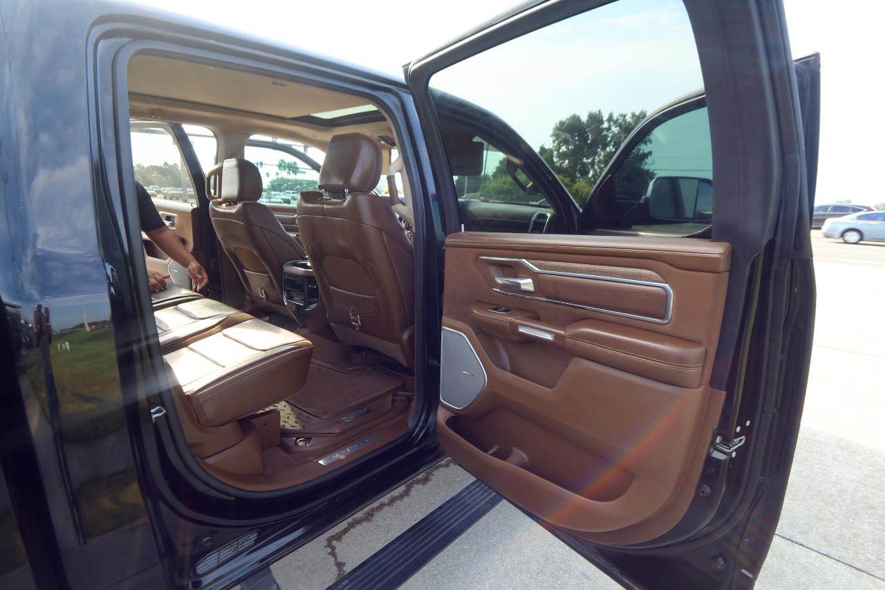 RAM 1500 Longhorn 4x4 Crew Cab 5'7" Box 2021