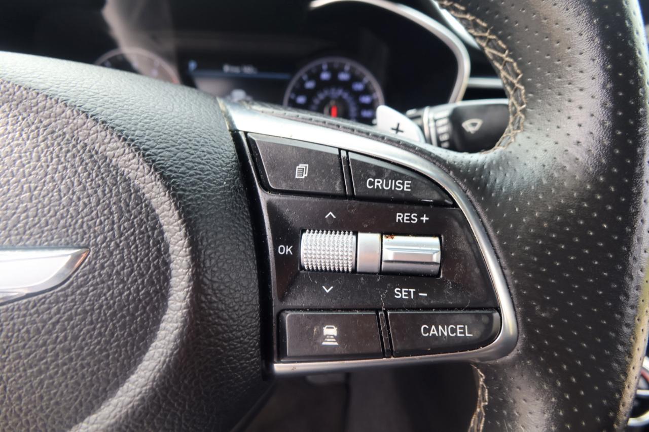 Genesis G70 2.0T RWD 2021