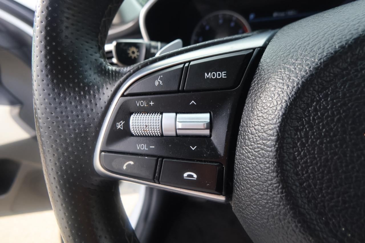 Genesis G70 2.0T RWD 2021