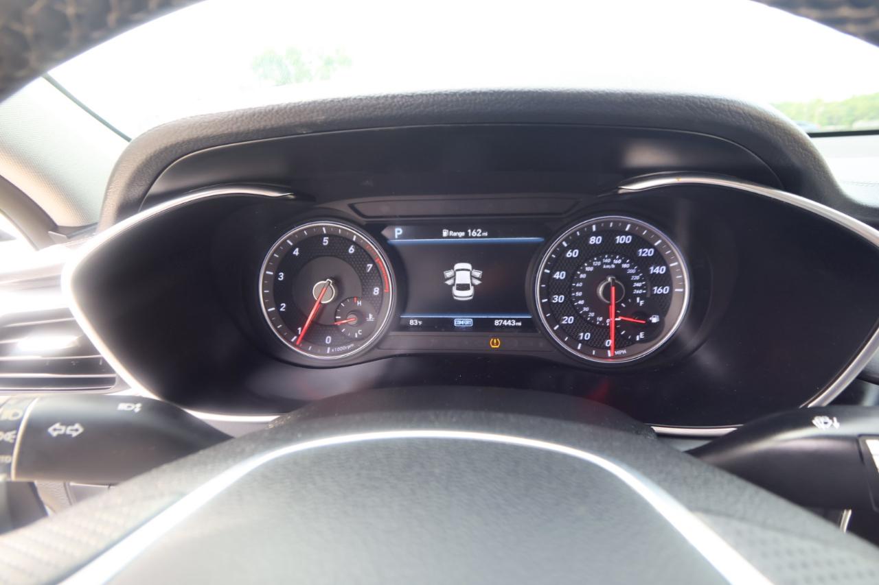 Genesis G70 2.0T RWD 2021