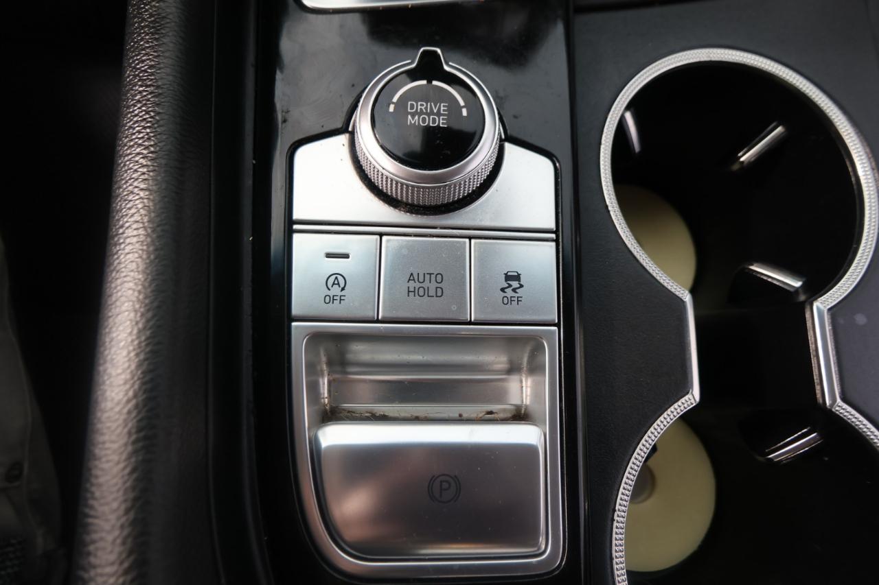 Genesis G70 2.0T RWD 2021