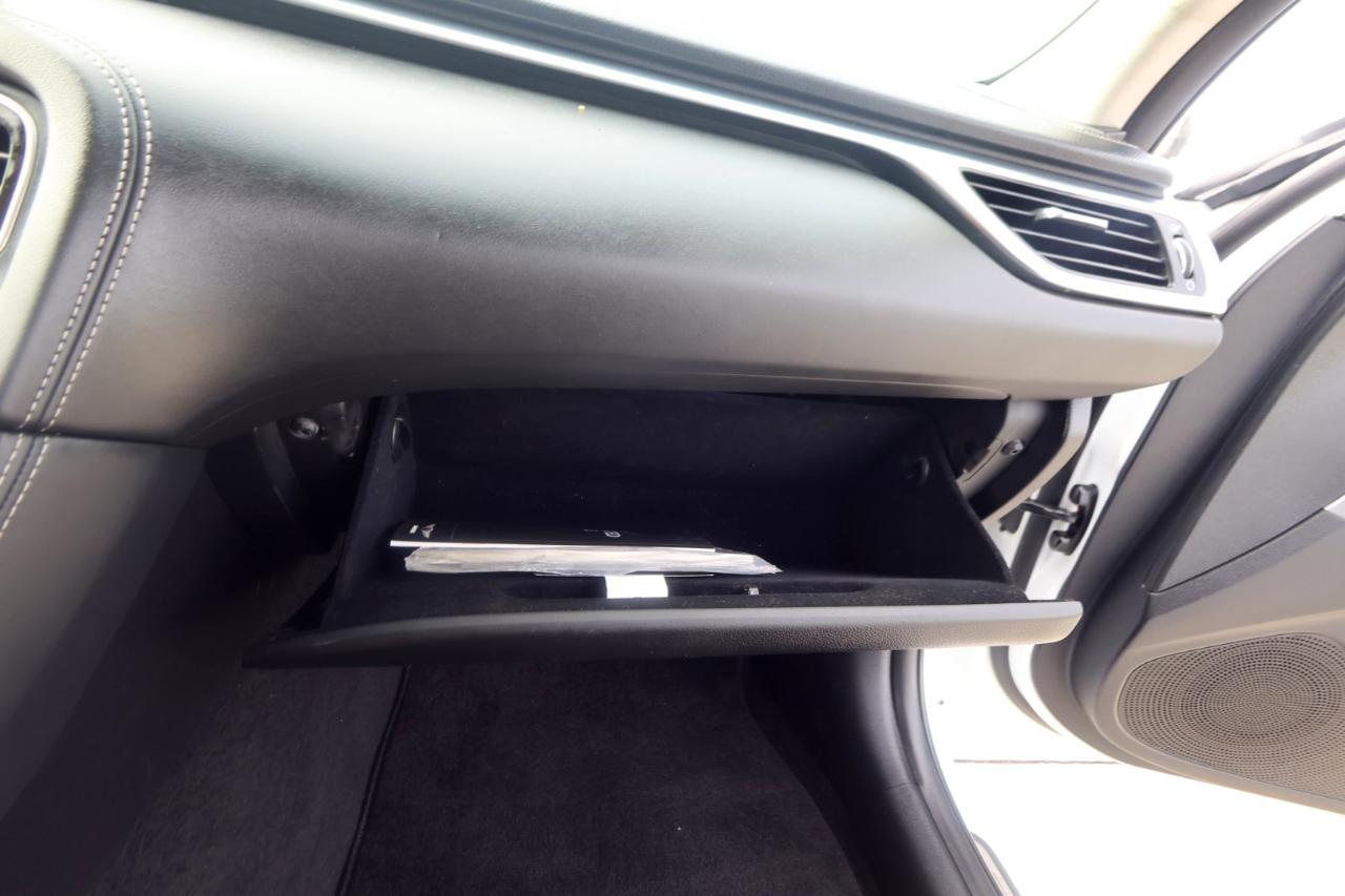 Genesis G70 2.0T RWD 2021