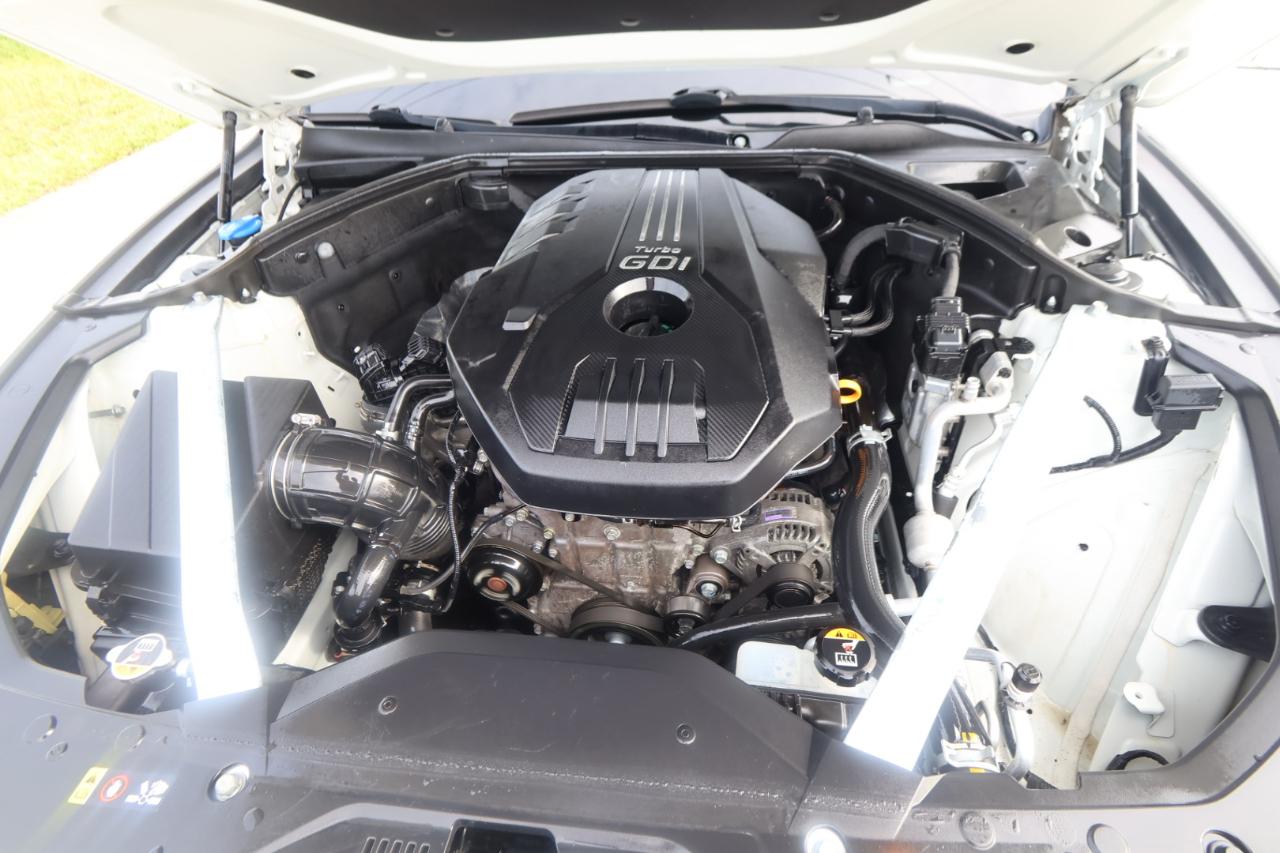 Genesis G70 2.0T RWD 2021
