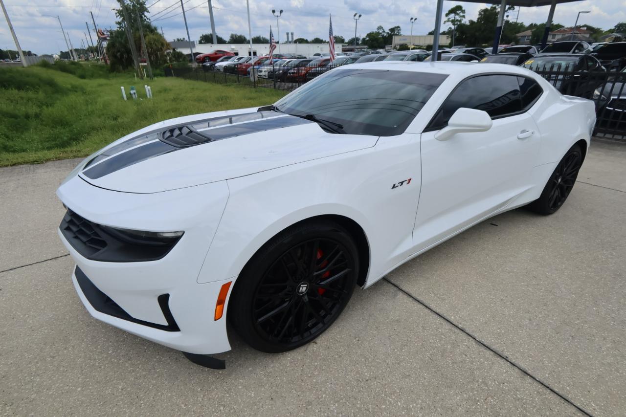 Chevrolet Camaro 2dr Cpe LT1 2021