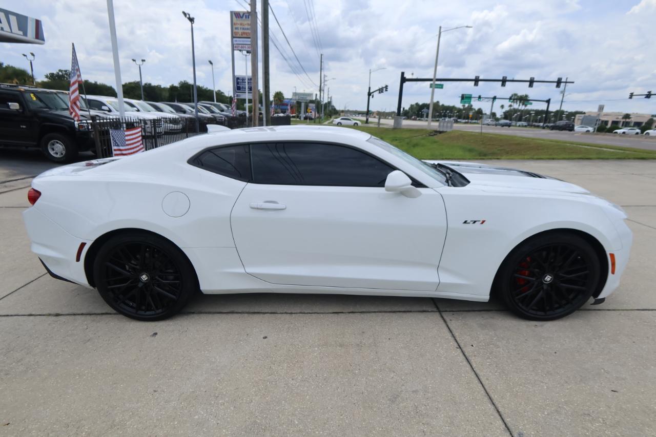 Chevrolet Camaro 2dr Cpe LT1 2021
