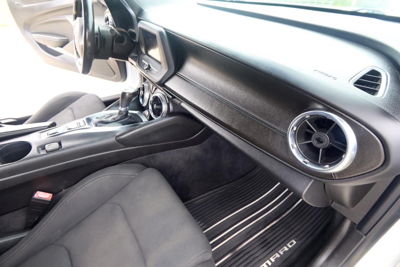 Chevrolet Camaro 2dr Cpe LT1 2021