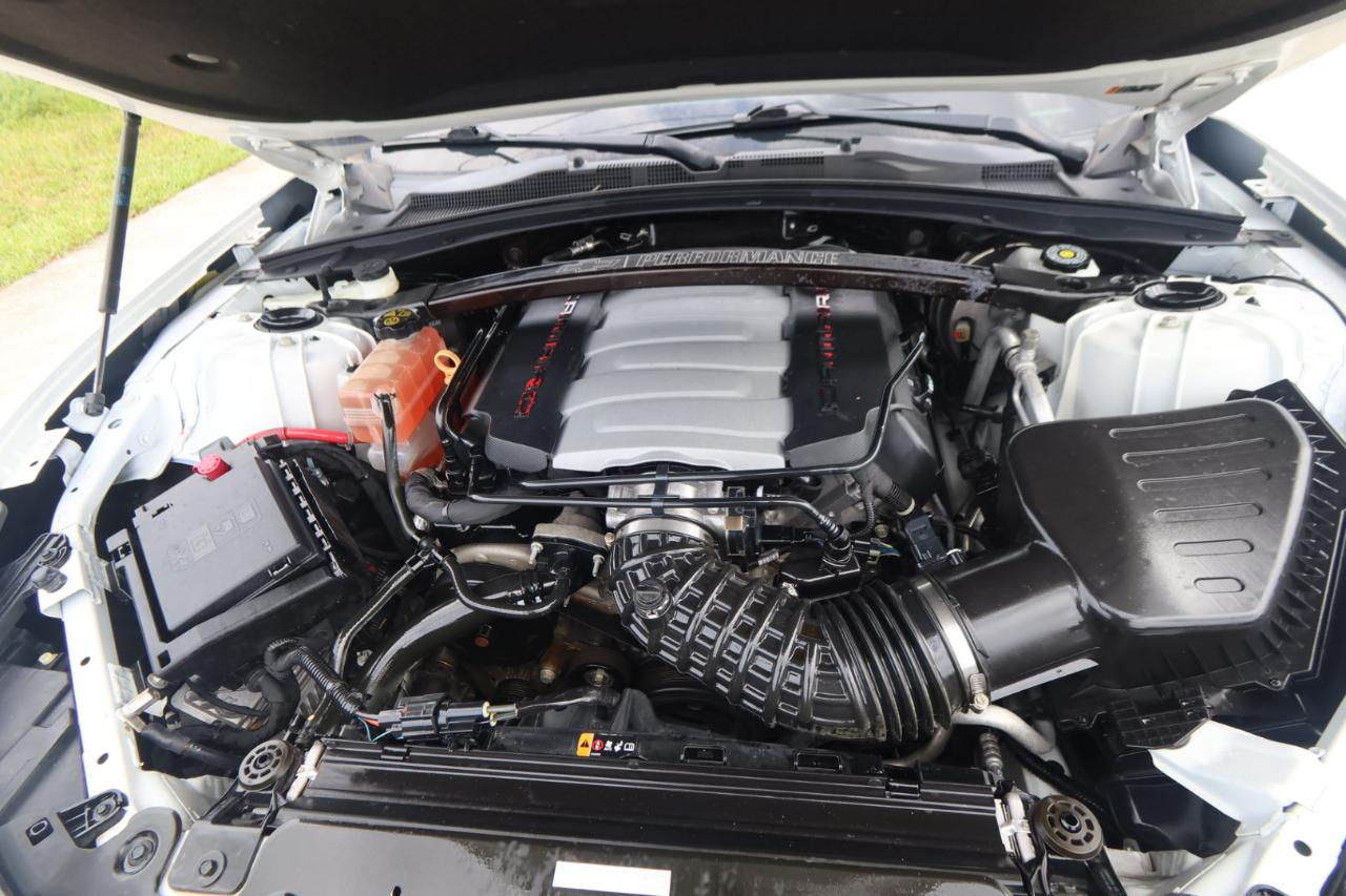 Chevrolet Camaro 2dr Cpe LT1 2021