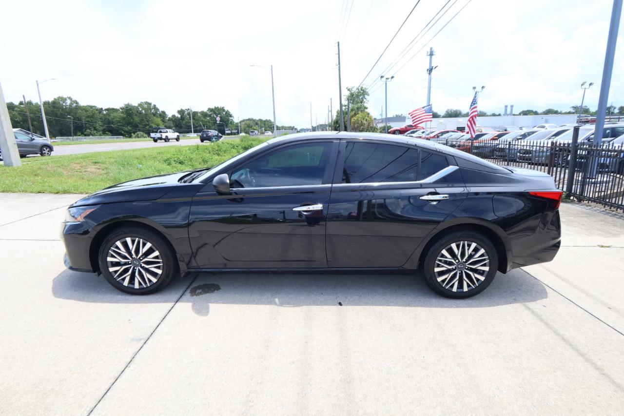 Nissan Altima 2.5 SV AWD Sedan 2024