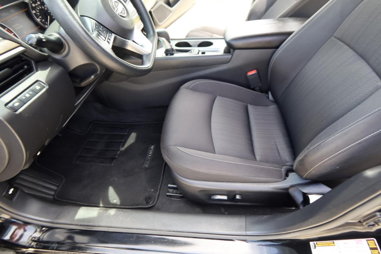 Nissan Altima 2.5 SV AWD Sedan 2024