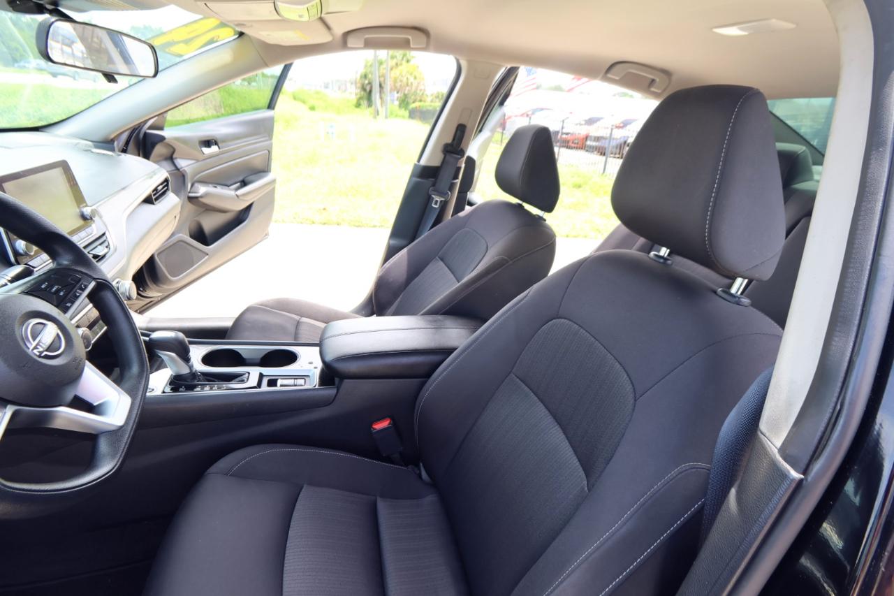 Nissan Altima 2.5 SV AWD Sedan 2024