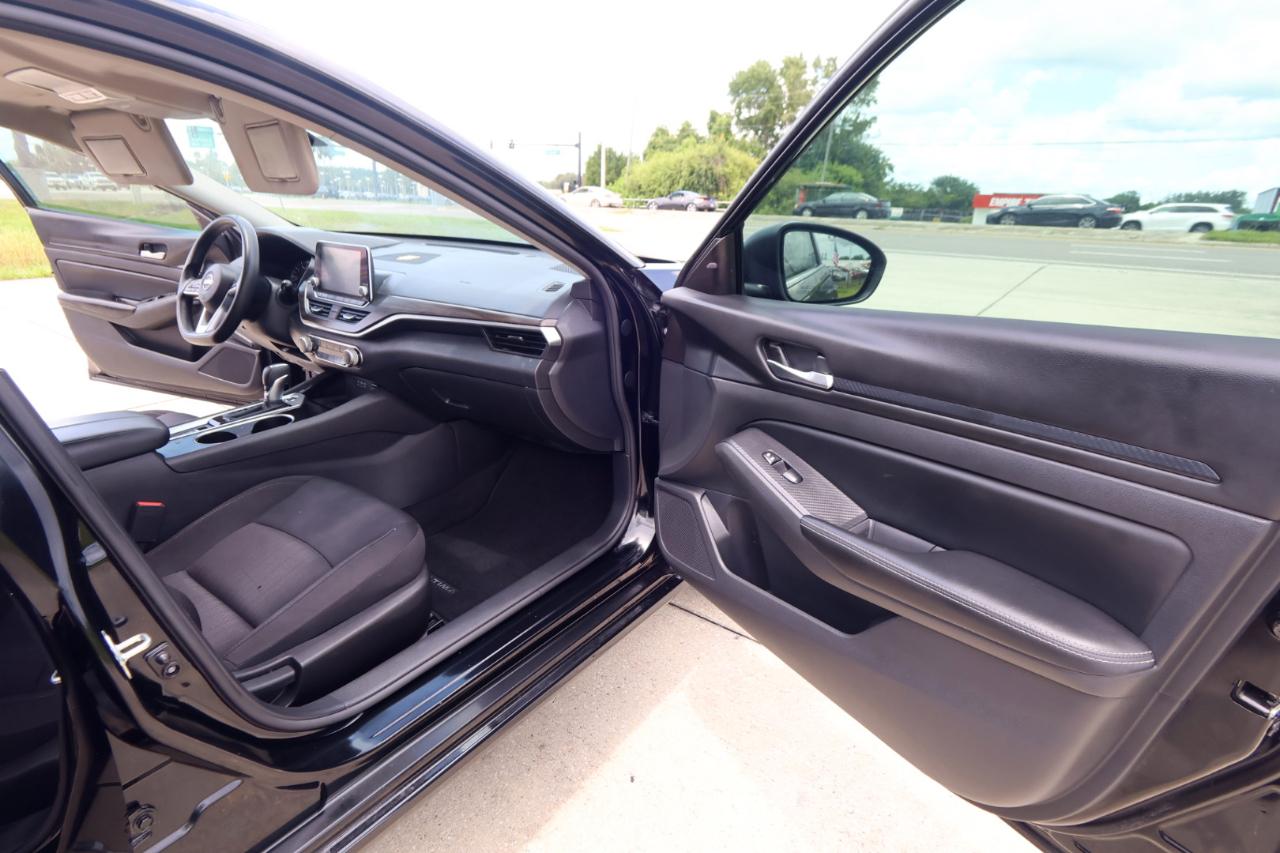 Nissan Altima 2.5 SV AWD Sedan 2024