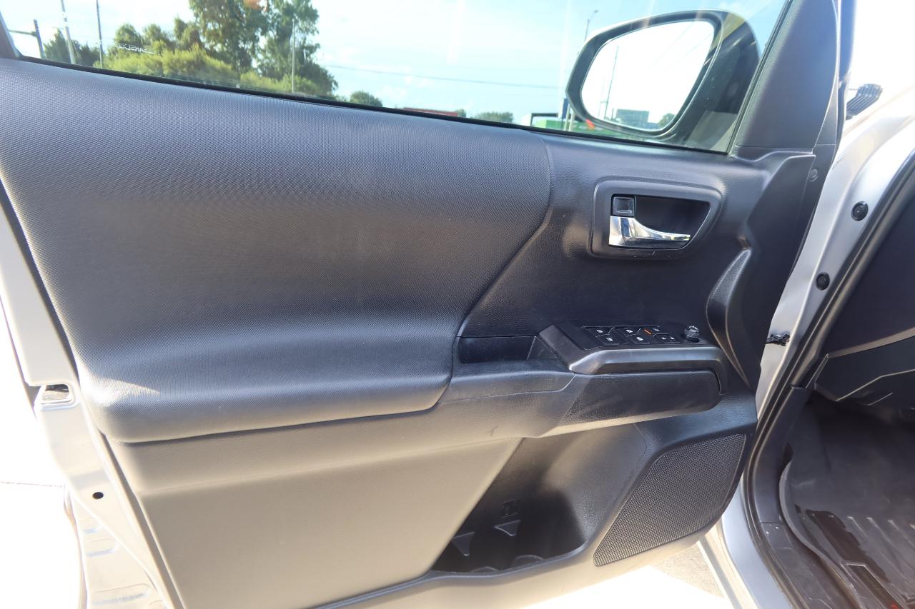 Toyota Tacoma 4WD TRD Off Road Double Cab 5' Bed V6 MT (Natl) 2020