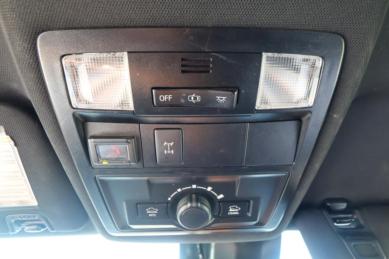 Toyota Tacoma 4WD TRD Off Road Double Cab 5' Bed V6 MT (Natl) 2020