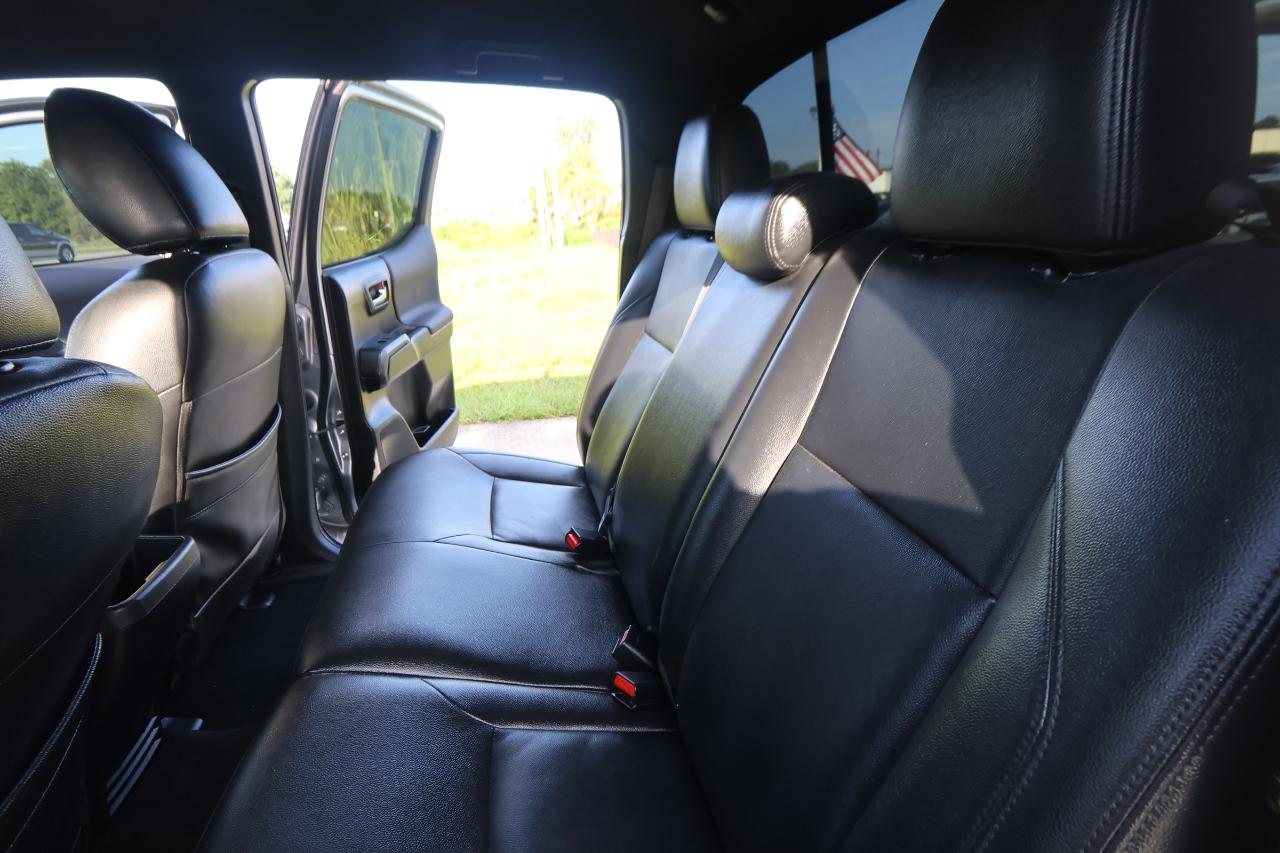 Toyota Tacoma 4WD TRD Off Road Double Cab 5' Bed V6 MT (Natl) 2020