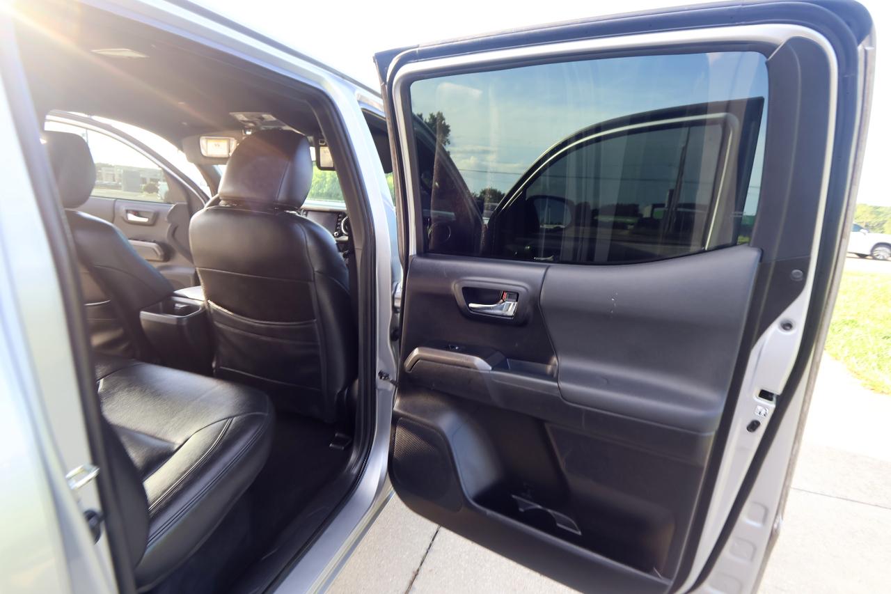Toyota Tacoma 4WD TRD Off Road Double Cab 5' Bed V6 MT (Natl) 2020