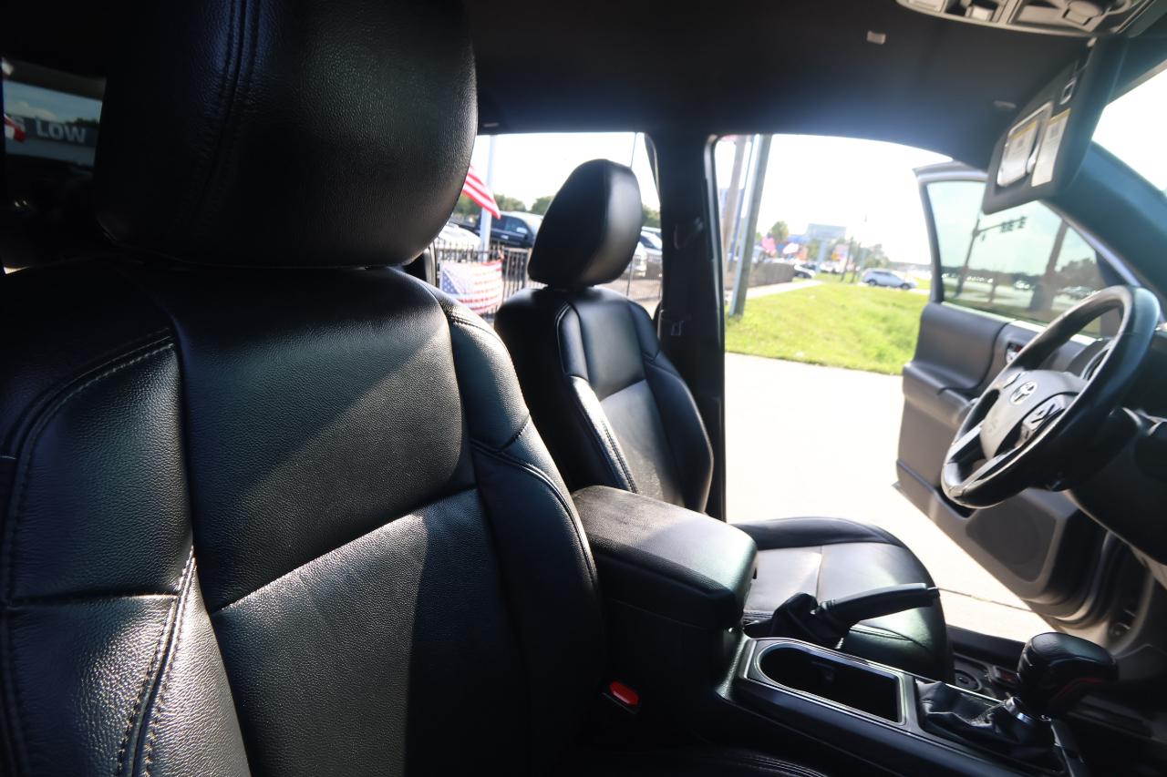 Toyota Tacoma 4WD TRD Off Road Double Cab 5' Bed V6 MT (Natl) 2020