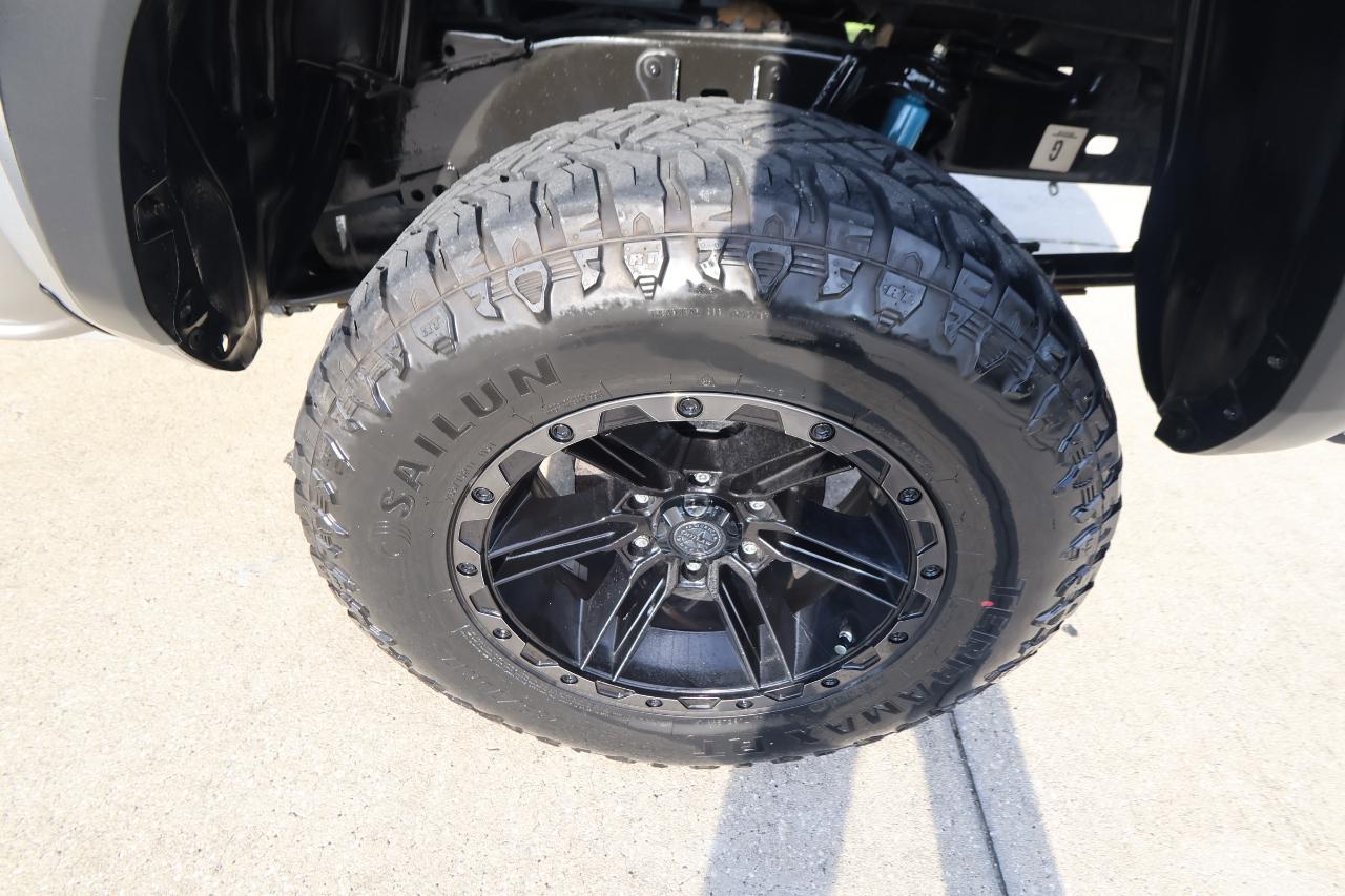 Toyota Tacoma 4WD TRD Off Road Double Cab 5' Bed V6 MT (Natl) 2020