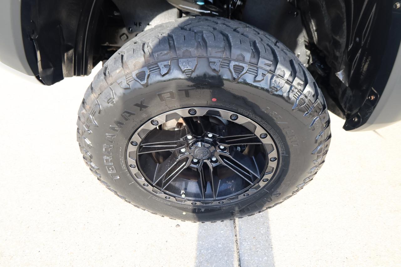 Toyota Tacoma 4WD TRD Off Road Double Cab 5' Bed V6 MT (Natl) 2020