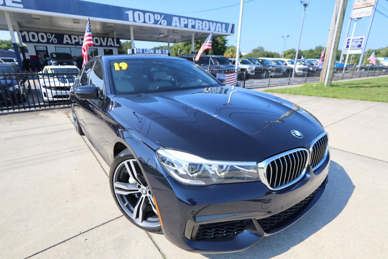 BMW 7 Series 740i Sedan 2019