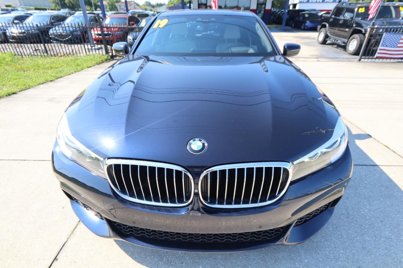 BMW 7 Series 740i Sedan 2019