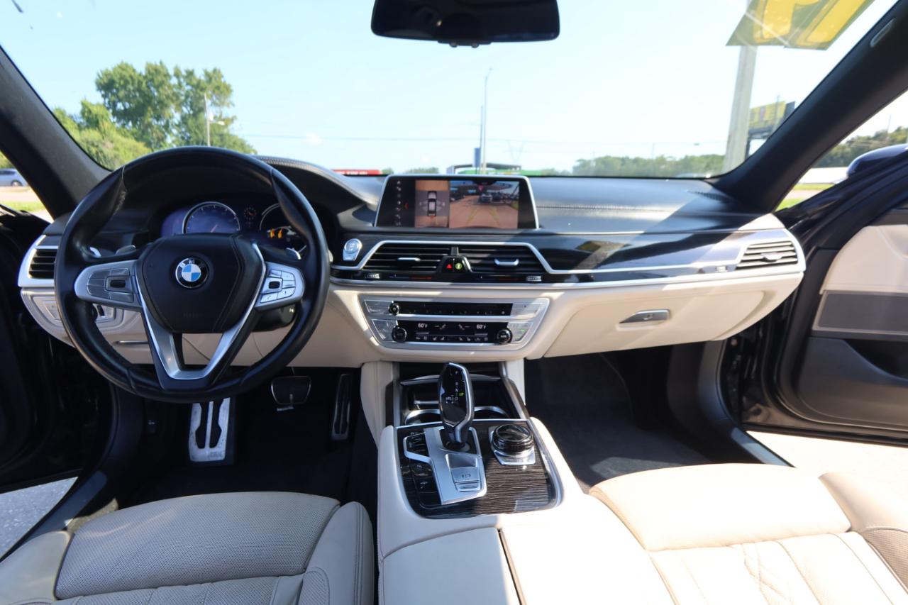 BMW 7 Series 740i Sedan 2019