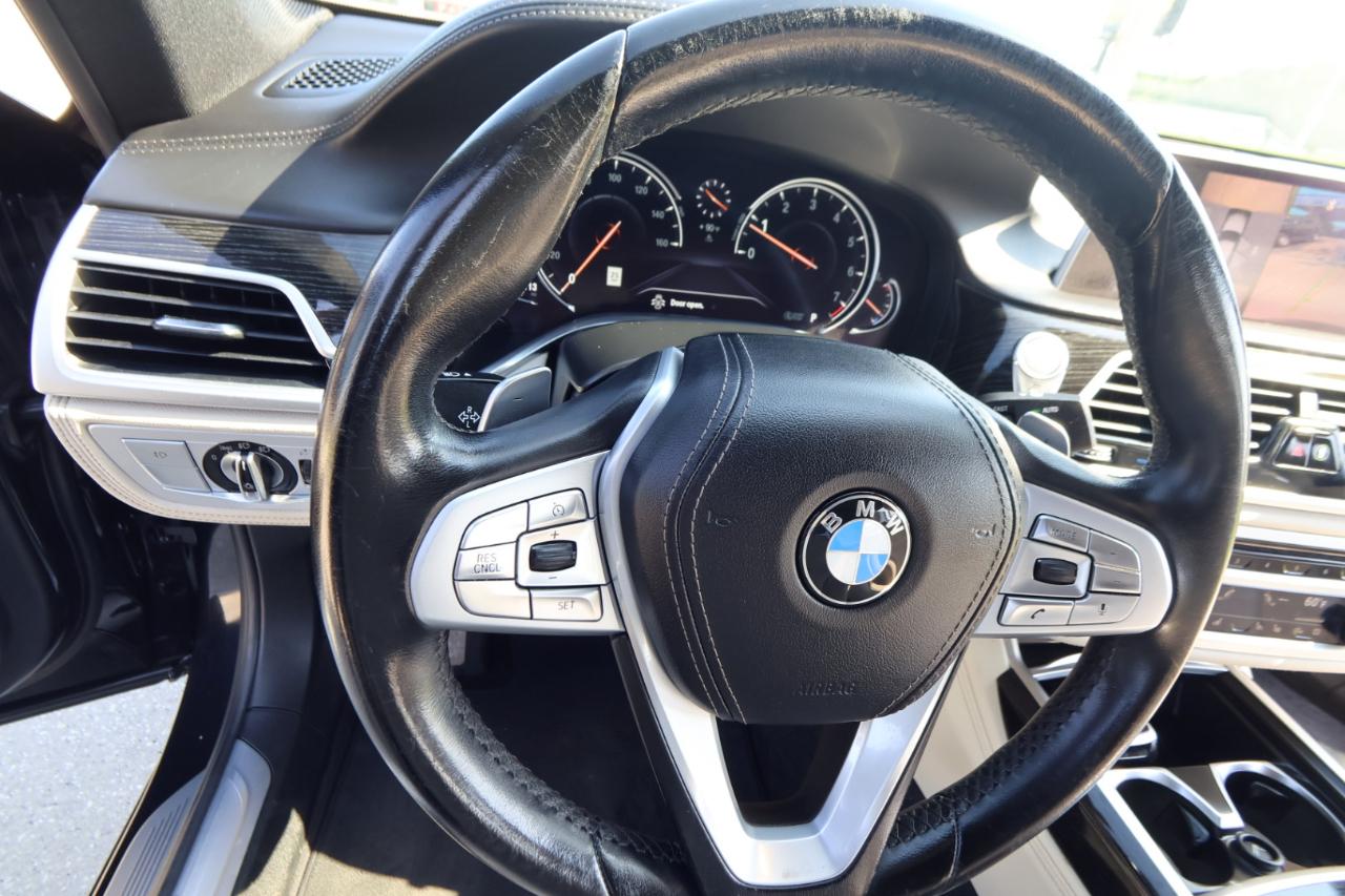 BMW 7 Series 740i Sedan 2019