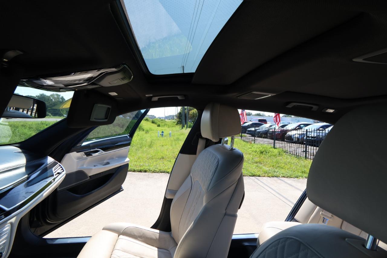 BMW 7 Series 740i Sedan 2019