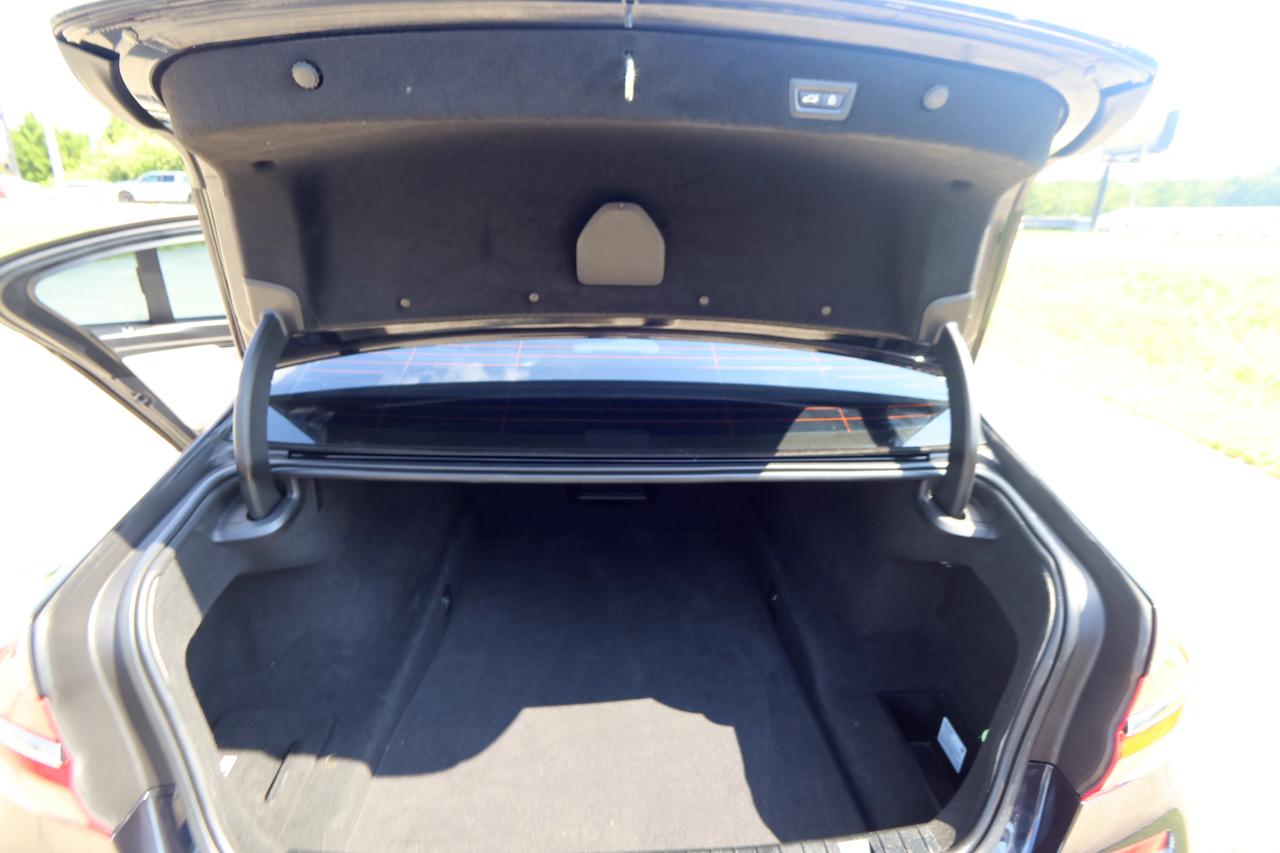BMW 7 Series 740i Sedan 2019
