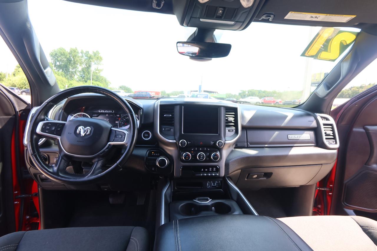 RAM 1500 Big Horn 4x2 Crew Cab 6'4" Box 2021