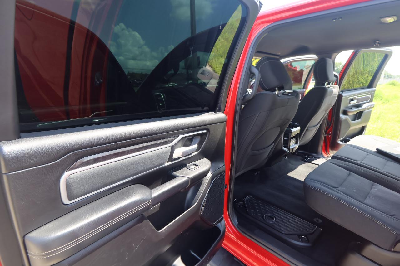RAM 1500 Big Horn 4x2 Crew Cab 6'4" Box 2021