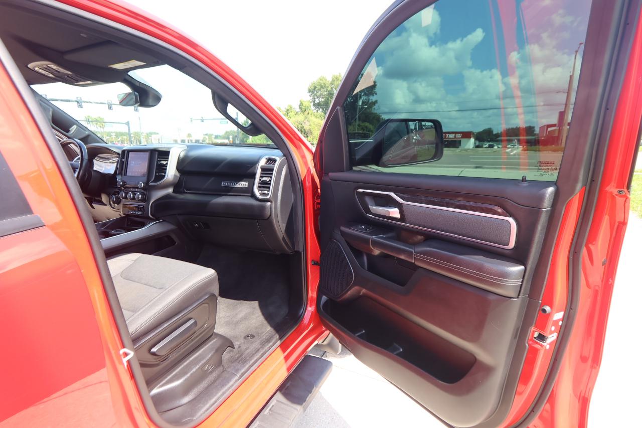 RAM 1500 Big Horn 4x2 Crew Cab 6'4" Box 2021