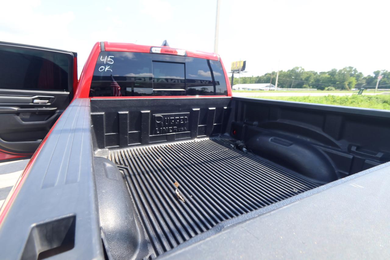 RAM 1500 Big Horn 4x2 Crew Cab 6'4" Box 2021