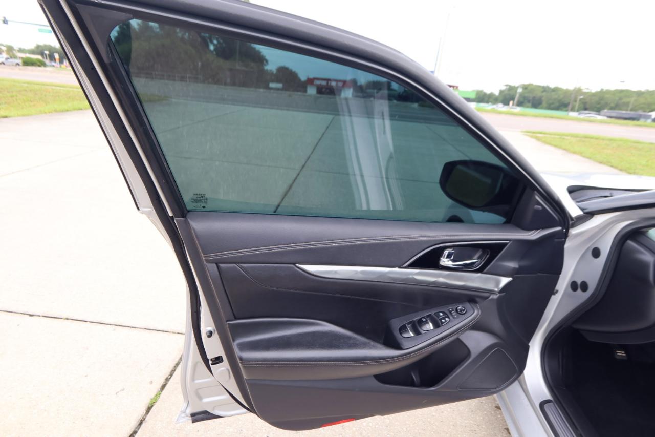 Nissan Maxima SV 3.5L 2020