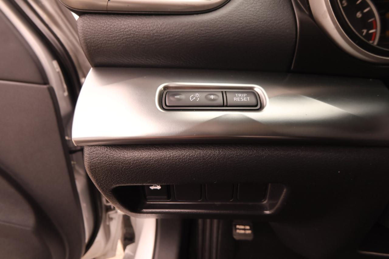 Nissan Maxima SV 3.5L 2020