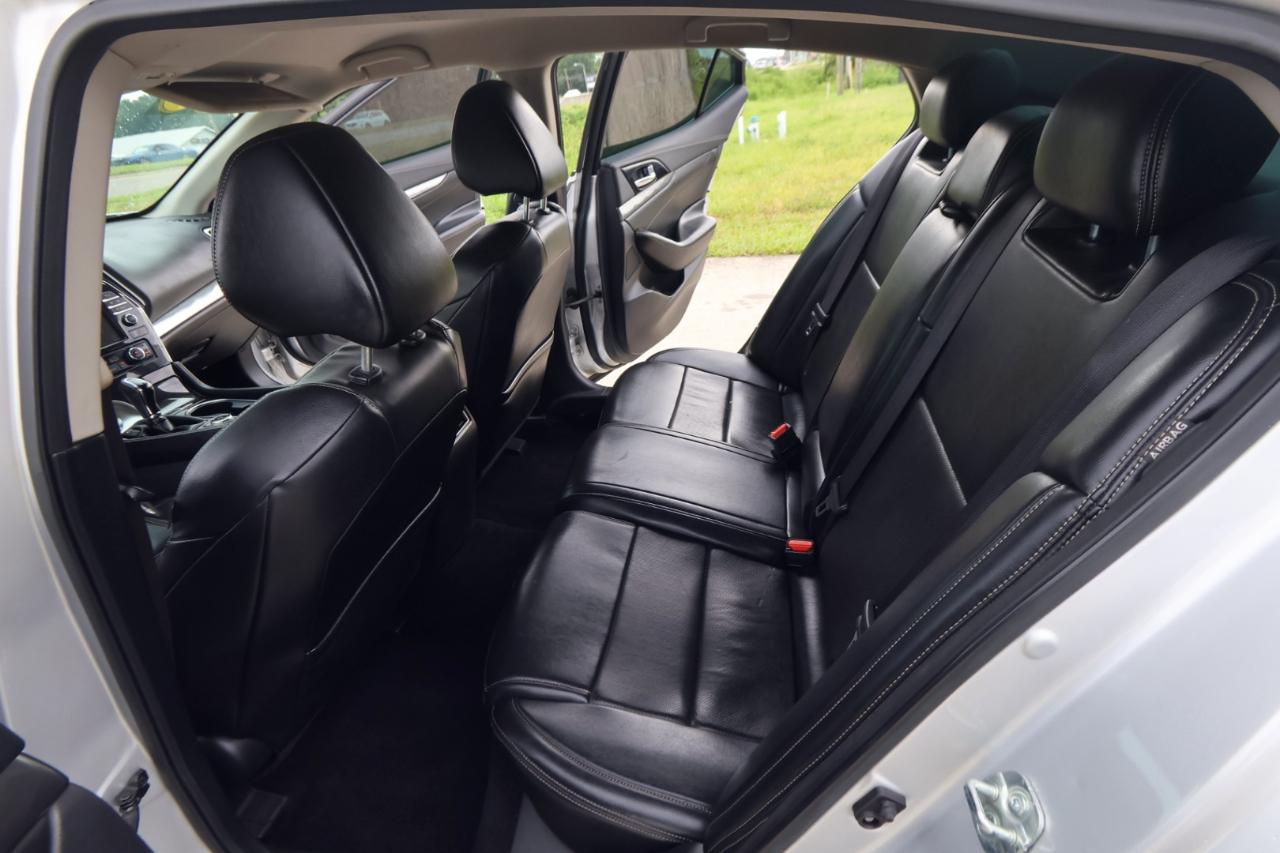 Nissan Maxima SV 3.5L 2020