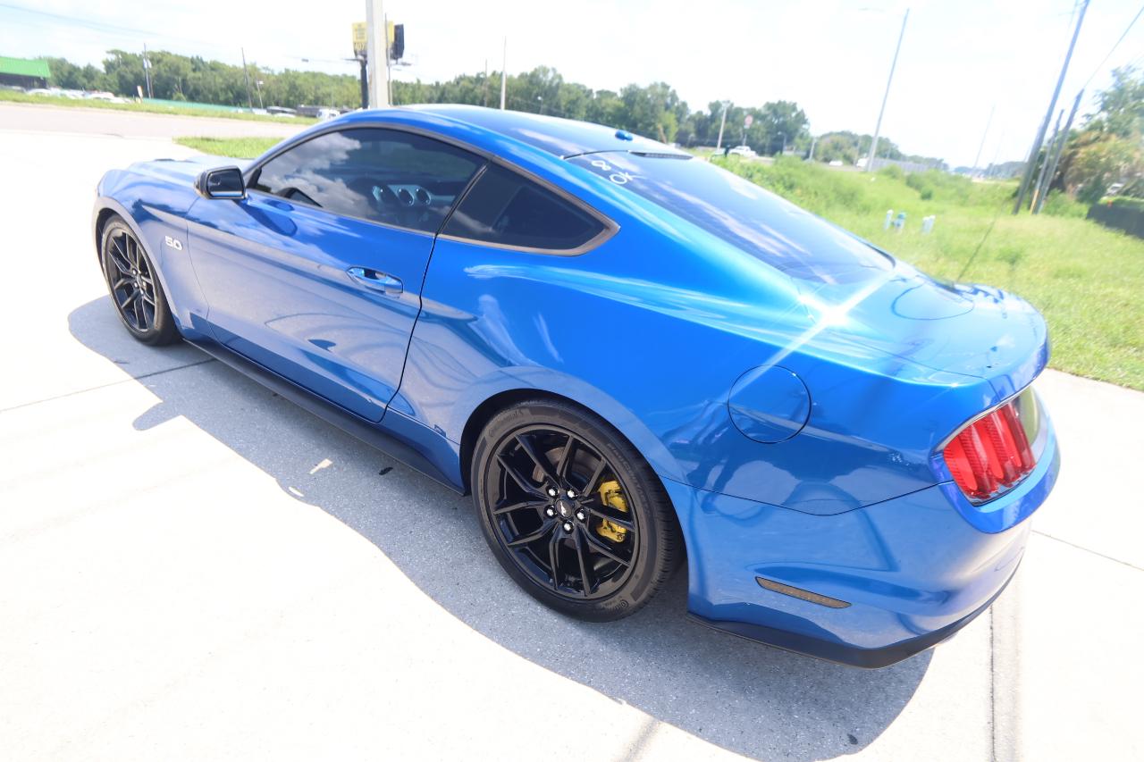 Ford Mustang GT Fastback 2017