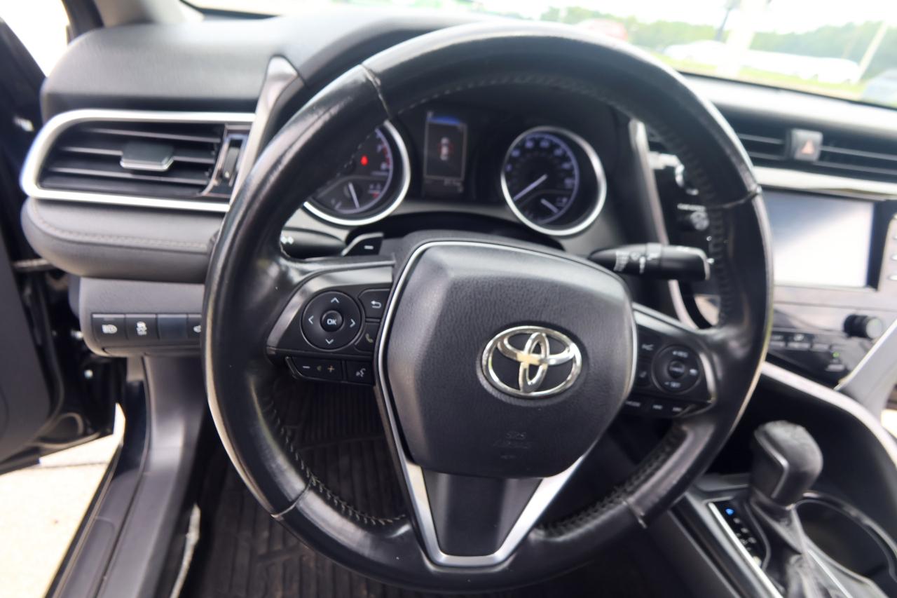 Toyota Camry XLE Auto (Natl) 2018