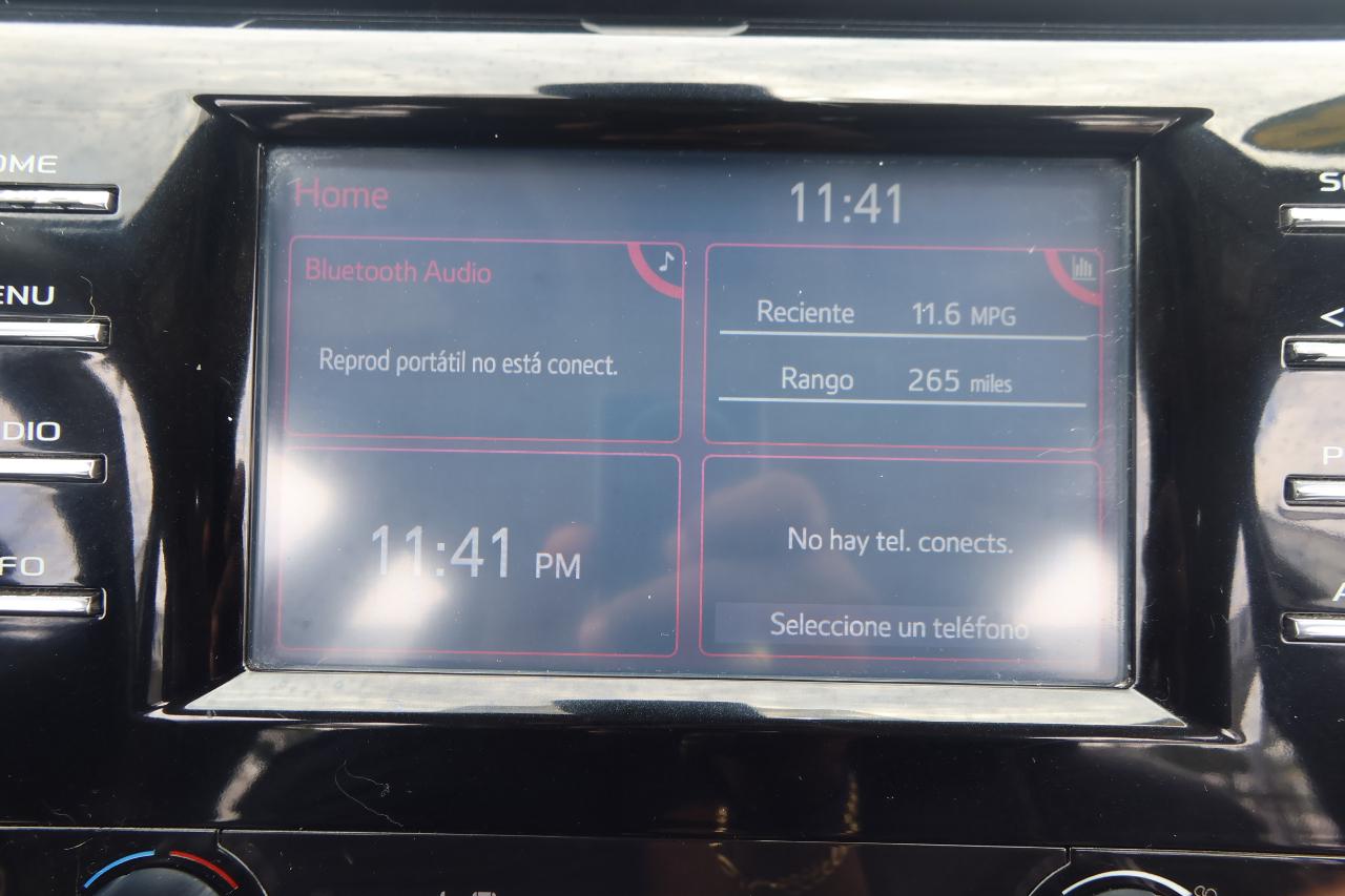 Toyota Camry XLE Auto (Natl) 2018