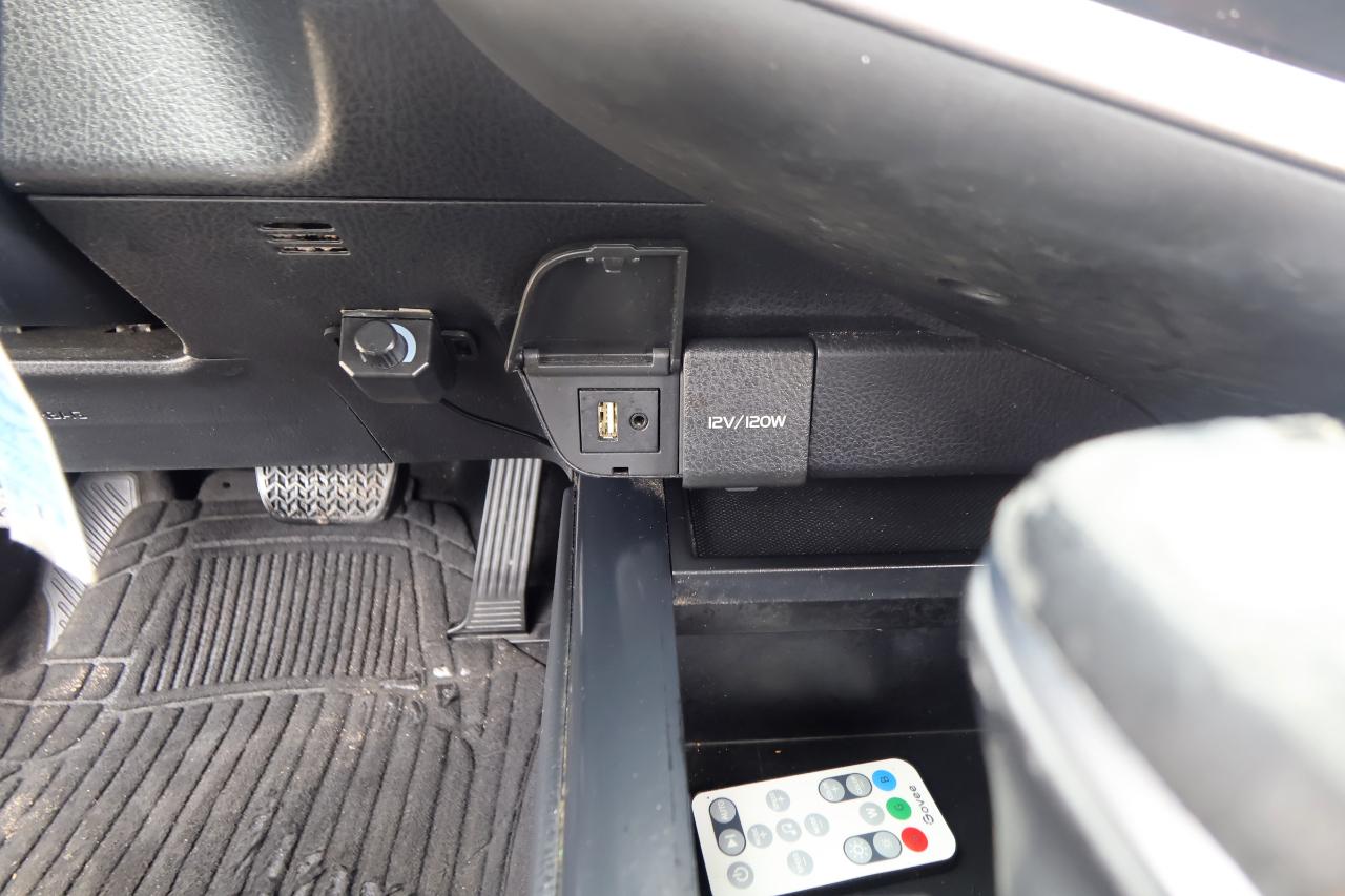 Toyota Camry XLE Auto (Natl) 2018